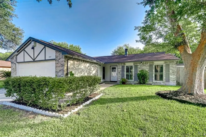 Charming house in Sugar Land area - Image 1