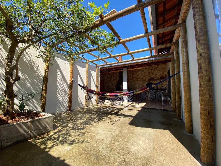 Entire house - Image 1