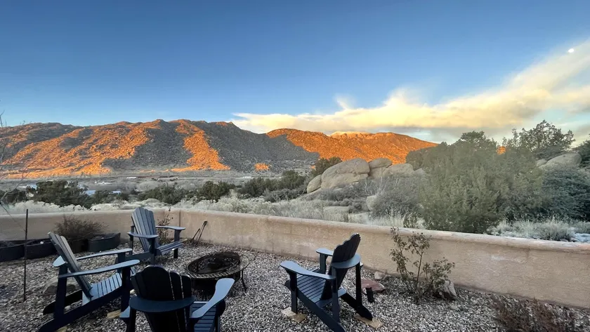 Mountain house 18 minutes from ABQ airport - Image 1