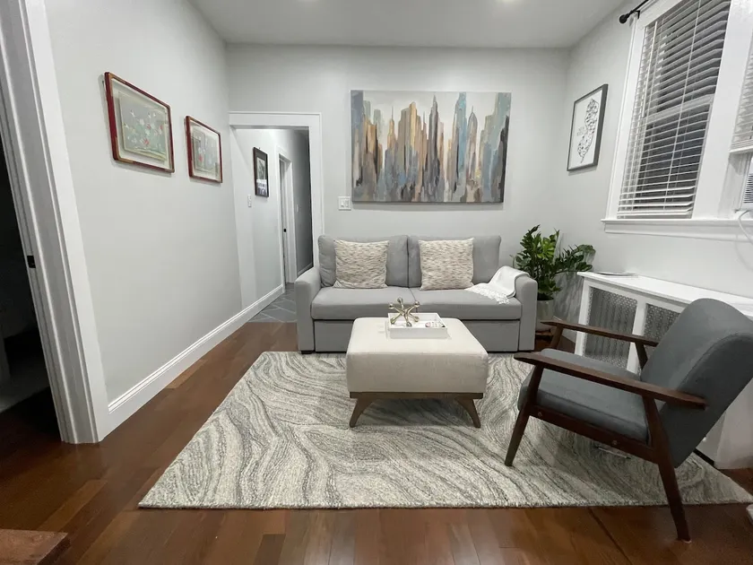 Modern 3 Beds Apt. Close to NYC - Image 1