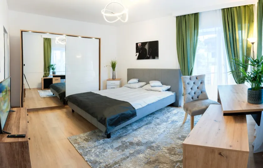 Green Cris Apartment - Image 1