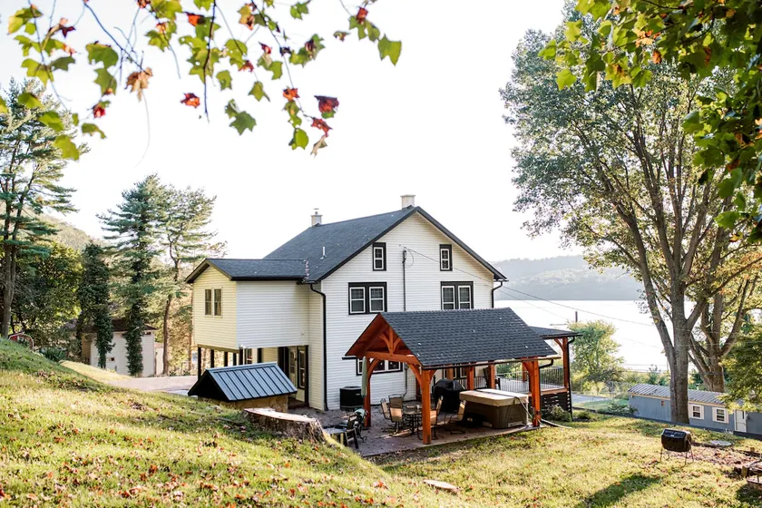 The River House: Family Friendly - Image 1