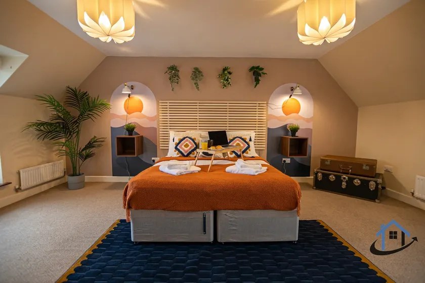 Minchin House, nr Npton Saints Rugby, sleeps 8 - Image 1