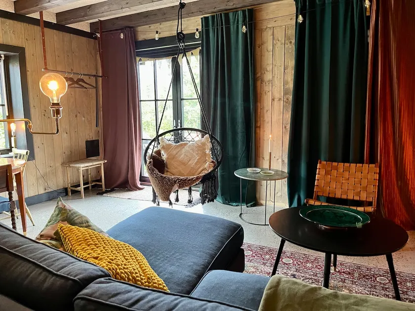 Lakeside apartment, 15 minutes from Stockholm city - Image 1