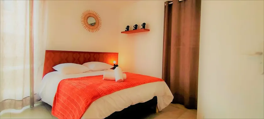 ”le balisier” studio, air conditioning, garden, swimming pool and parking - Image 1
