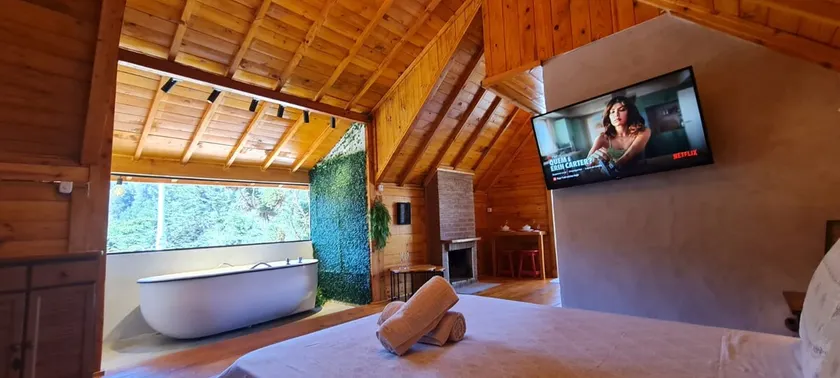Pinho Bravo Cottage - Image 1