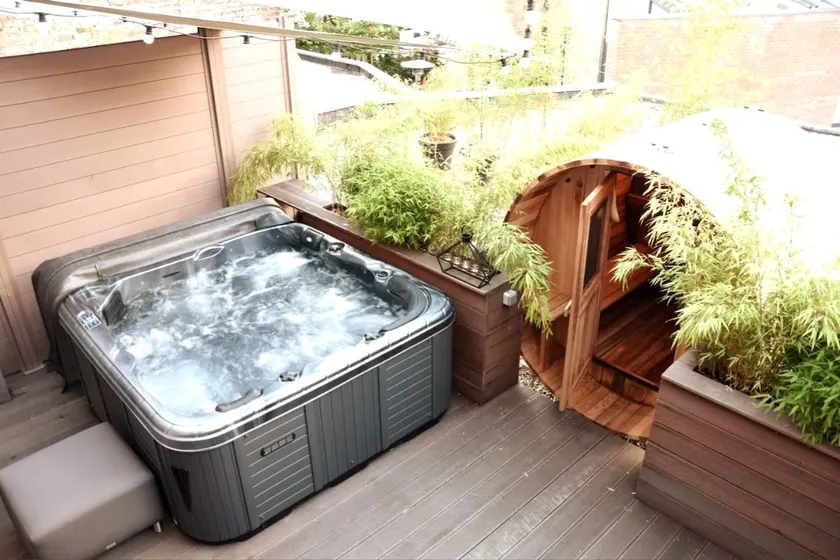 Jacuzzi & Sauna Suite 40 2 by Malmedreams - Image 1