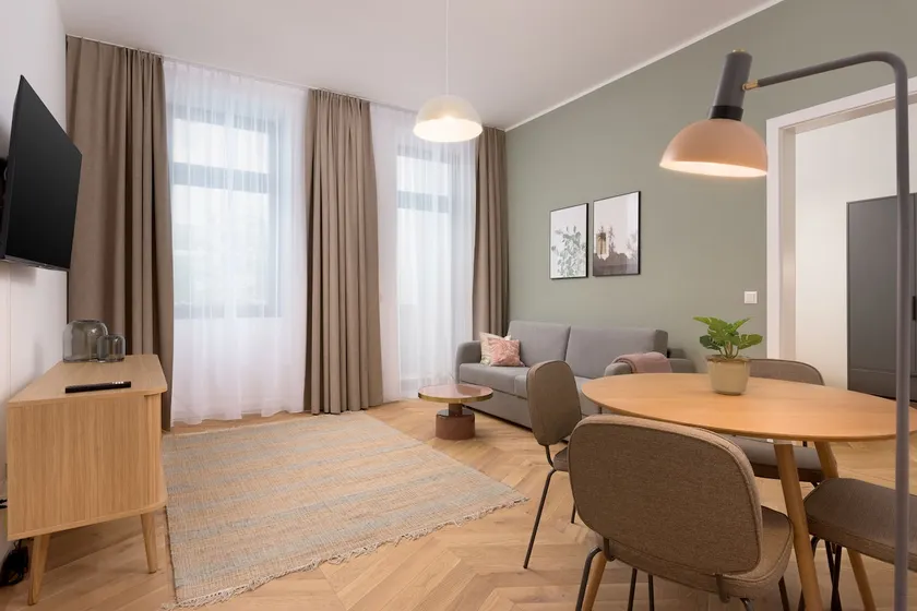 limehome Vienna Karajangasse |2-BR Suite + Balcony - Image 1