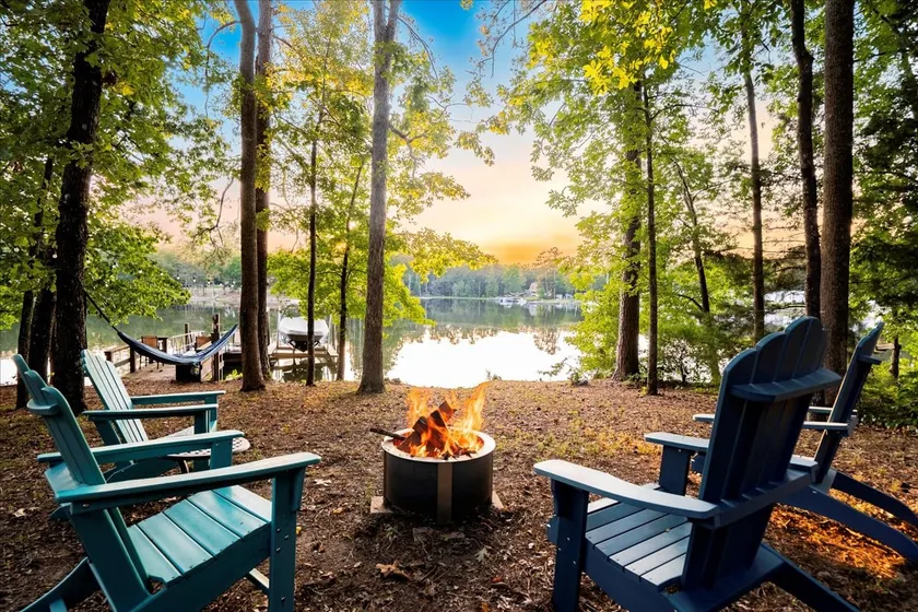 Lazy Creek Cove Cottage w EV Plug! - Image 1
