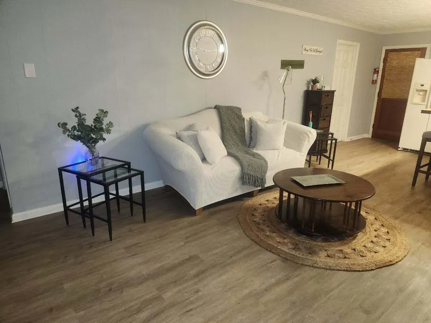 The Gallion House a place you can relax. - Image 1