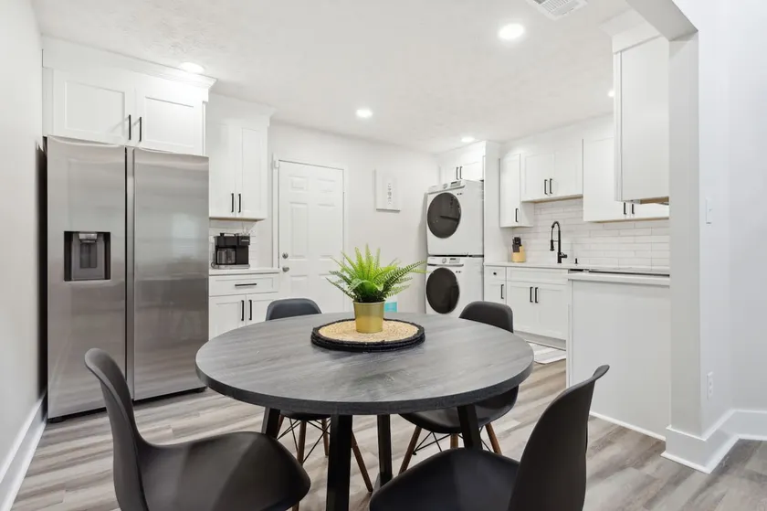 Elegant 2BR Home| Upscale & Comfortable - Image 1