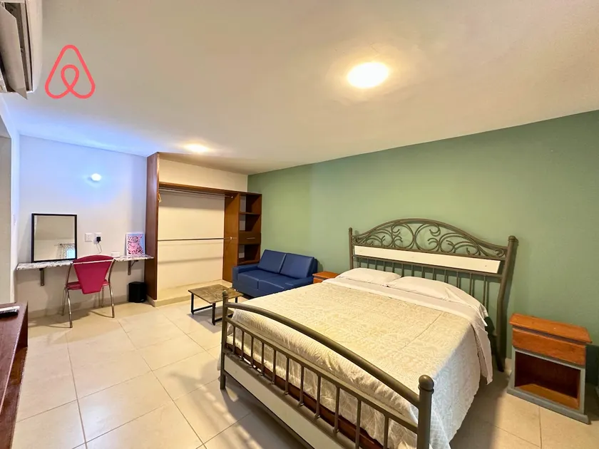Furnished ground floor apartment in downtown Tampico - Image 1