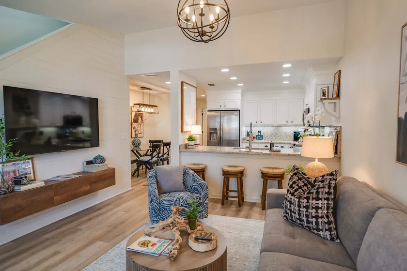 Luxury Haven w/ Many Amenities - Image 1