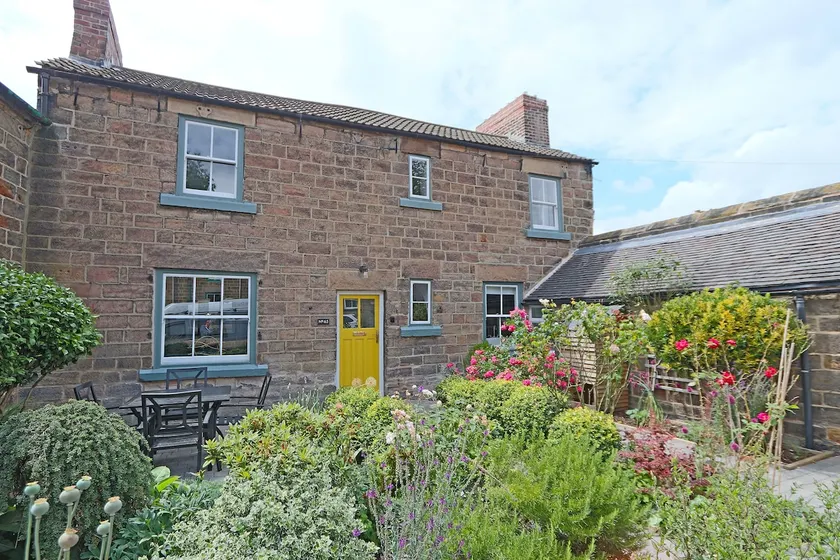 Beautiful Character Cottage - Image 1