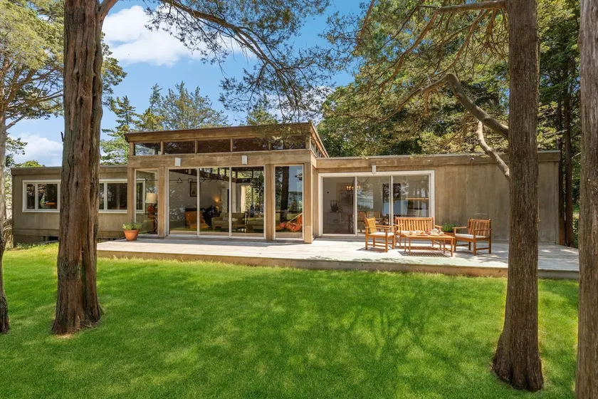 Historic Home + Private Waterfront Access - Image 1