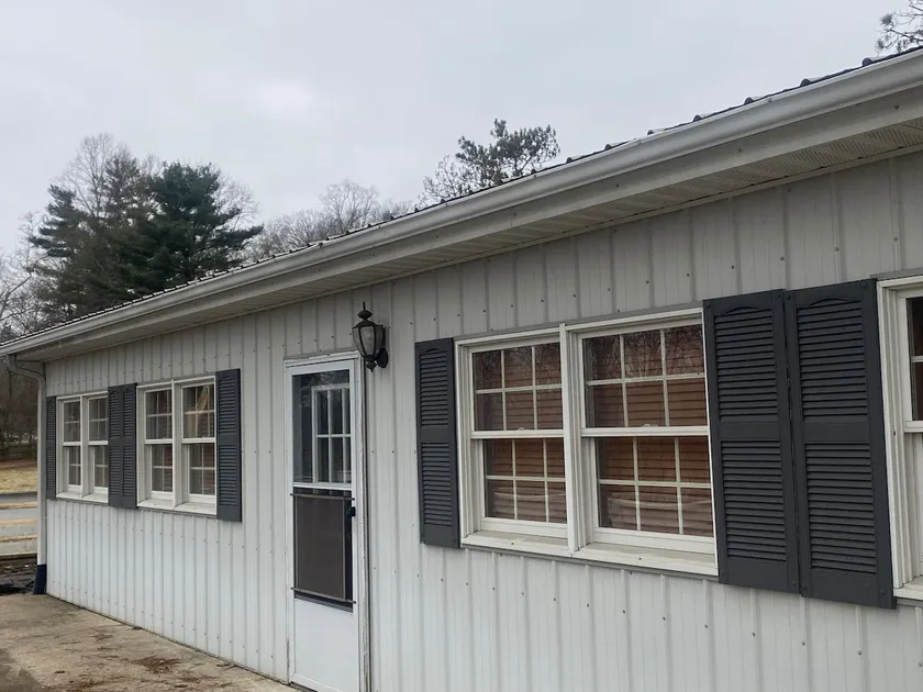Black Bear Inn - Image 1
