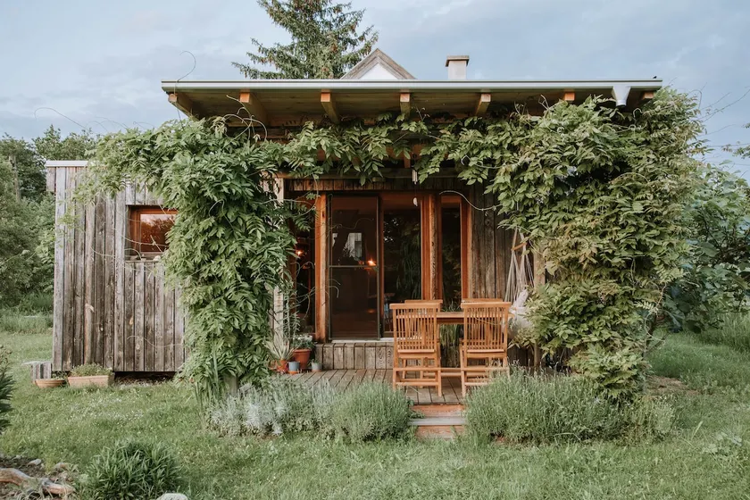 Private Eco Cottage in Nature - Image 1