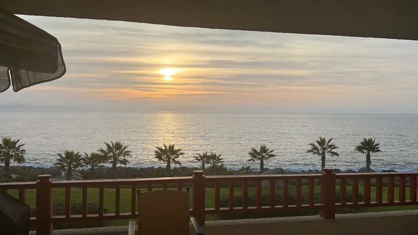 Bright sea view apartment for 11 - Image 1