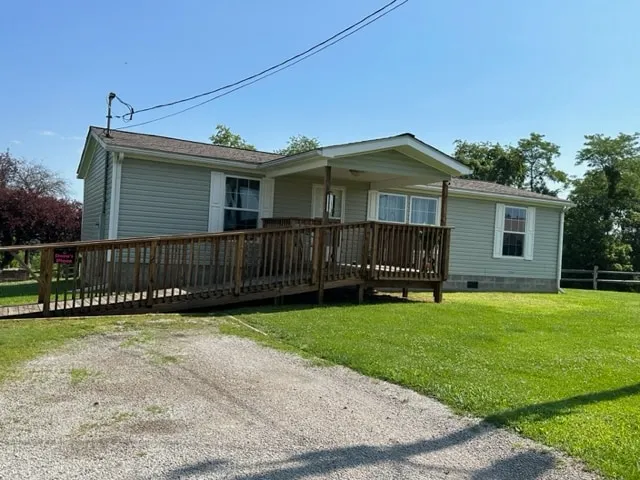 4 Beds - Image 1