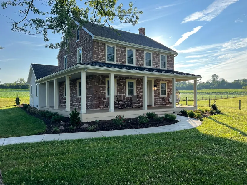 Broadstone Farm - Beautifully renovated farmhouse - Image 1
