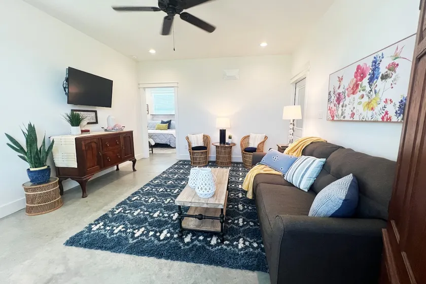 Meadow View - Image 1