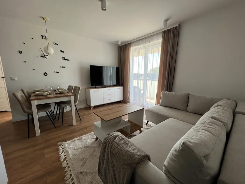 Apartment No. 5B - Image 1