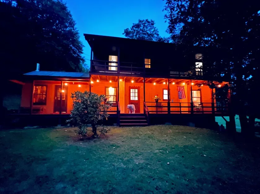 Paw Joe’s Place-Mtn. Farmhouse - Image 1