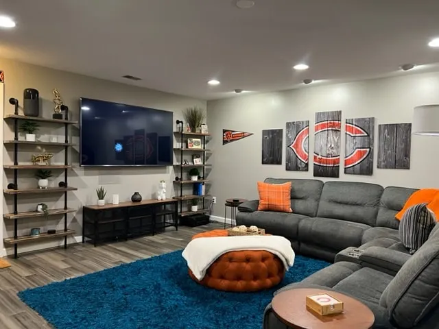 Private Guest Suite 821 SqFt | Free Garage Parking - Image 1