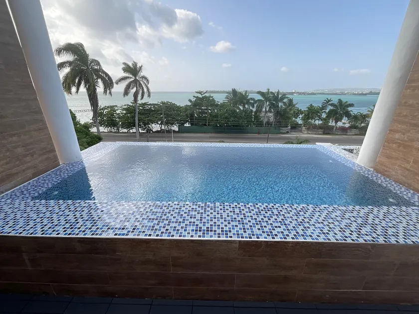 Elysium Escapes Luxury 3BR Villa 18Mins FR Airport - Image 1