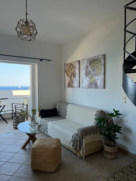 Ninemia Apartment - Image 1