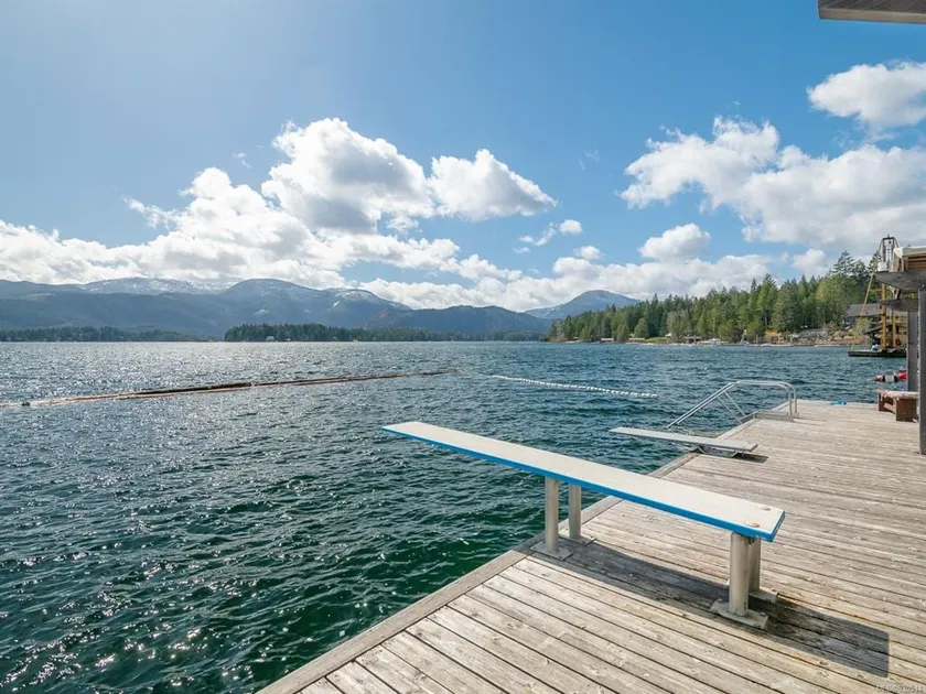 The Spot on Sproat Lake - Image 1