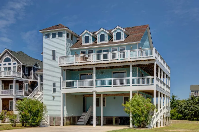 Hotter Otter: Pool, Hot Tub, Sound Views, 6BR - Image 1