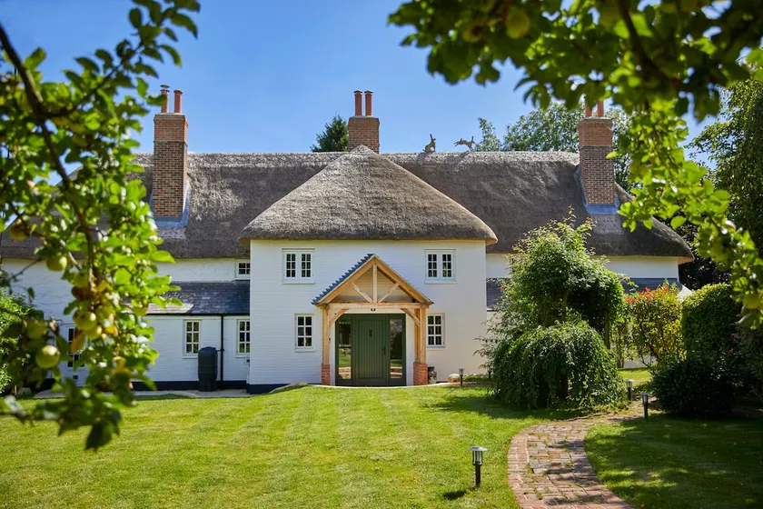 Large 18th-Century Home with Aga, Garden & Piano - Image 1