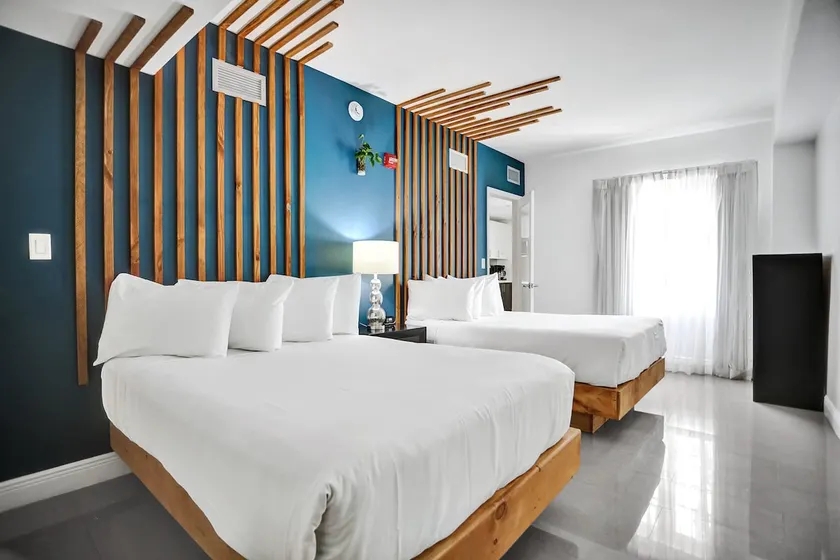 Beleza Sobe 4 Bedroom Combined Suites - Image 1