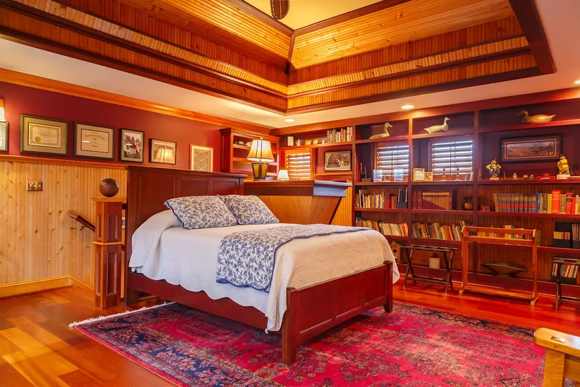 Roanoke Island Retreat - Image 1