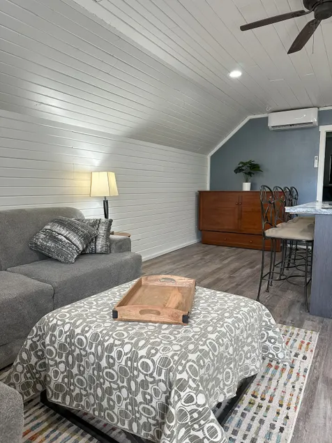 Peaceful Country Stay - Image 1