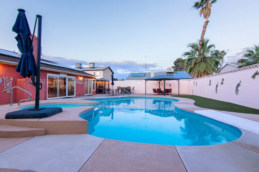 Private Pool & Hot Tub 4BR Home 10 min from the Strip. Sleeps 10 - Image 1
