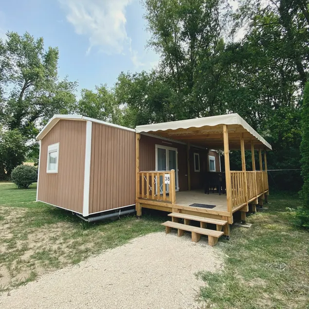 4 Bedroom Cottage - Image 1