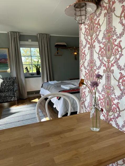 Comfortable and cozy cottage on horse farm - Image 1