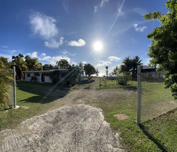 Southern Beach House - Image 1