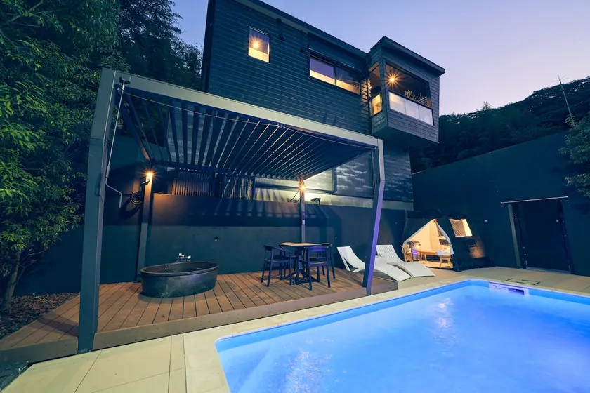 Hakone Yumoto Villa: Private/Sauna, Pool & Onsen - Image 1