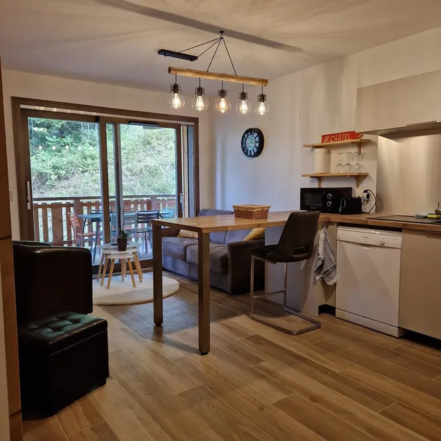 Beautiful 2 rooms with a hot tub and multipass - Image 1