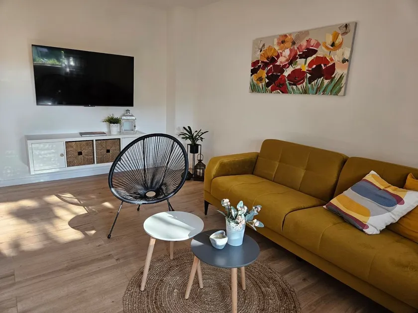 Comfortable accommodation in a quiet neighborhood - Image 1