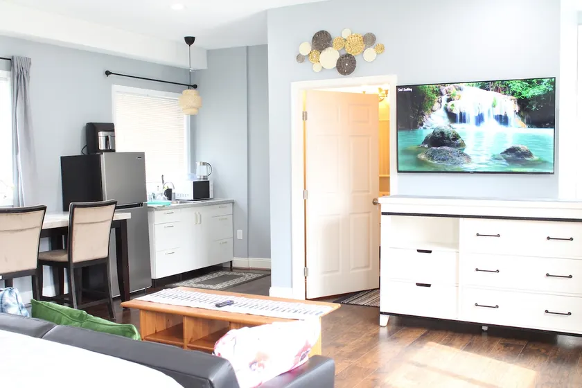 Silver Spring Retreat - Private Haven - Image 1