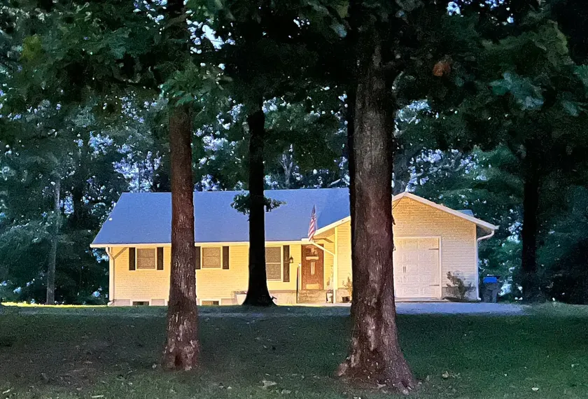 River View Retreat - Image 1
