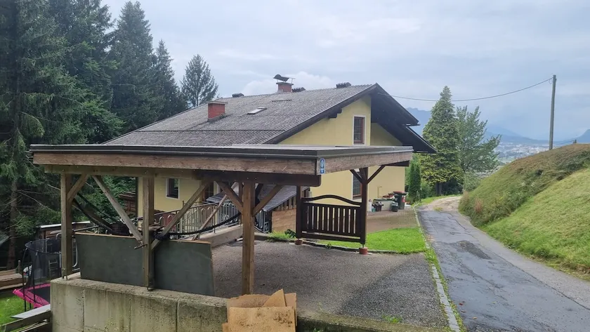 Fridas Place - DER Blick über ganz Villach - 160 m2 Ferienoase - ganzes Haus bis zu 8 Personen - Image 1