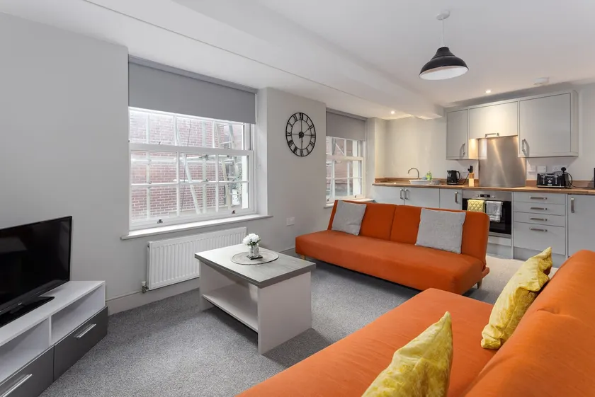 City Comfort Near Penny Lane & Strawberry Field - Image 1