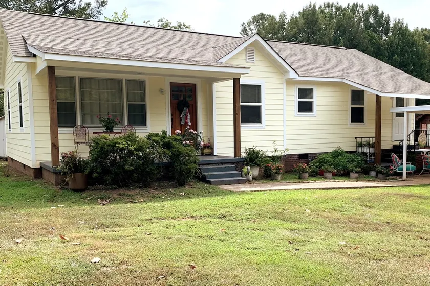Buttercup Cottage LLC - Image 1