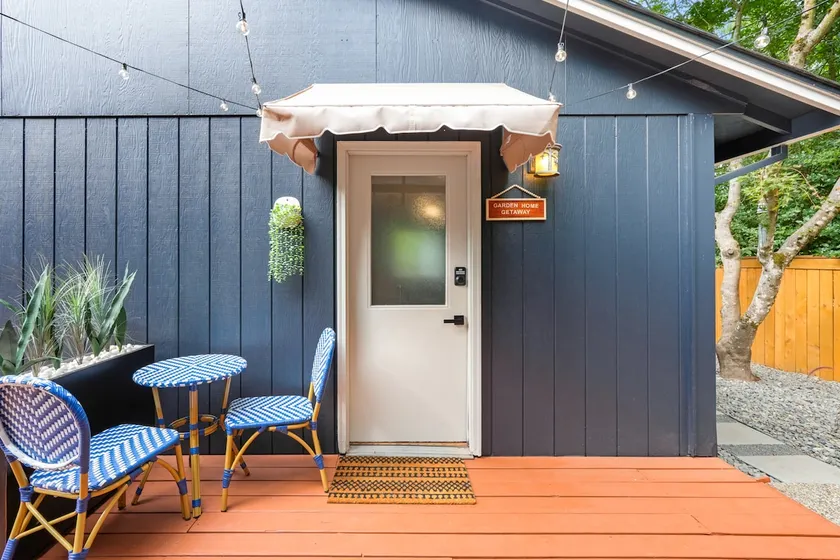 Garden Home Getaway - Image 1