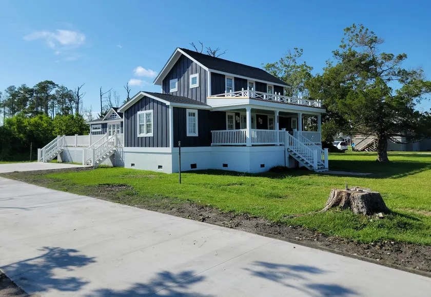 4BR Historic Home Private Dock Fishing - Image 1